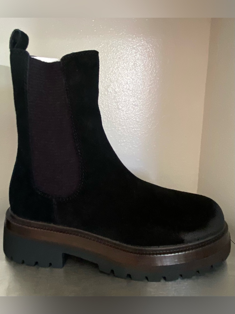 STEVE MADDEN SUEDE LUG BOOT